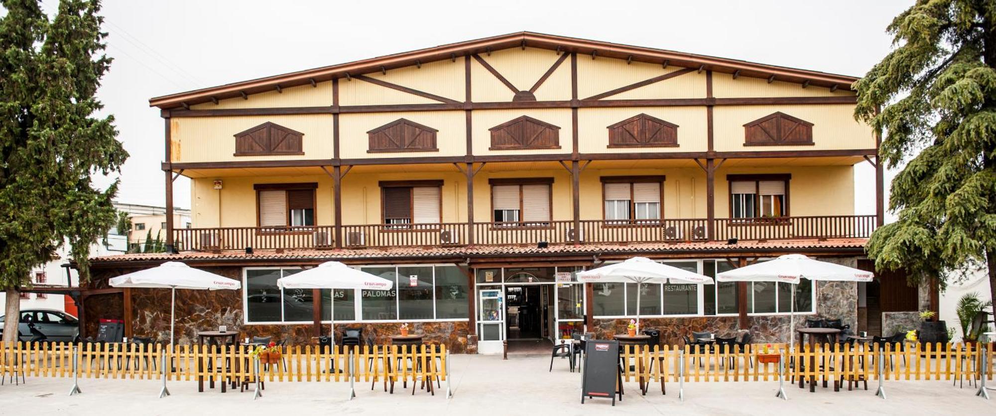Hostal Las Palomas Λουθένα Εξωτερικό φωτογραφία