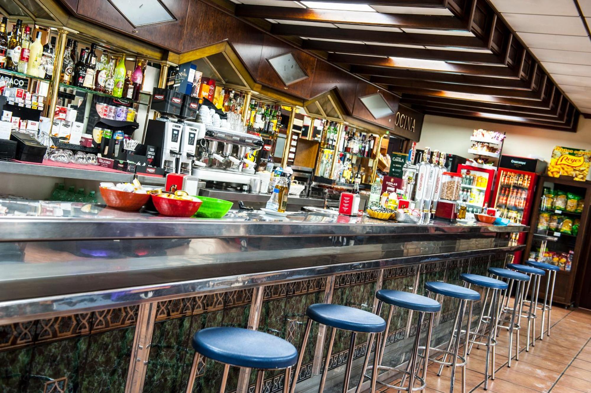 Hostal Las Palomas Λουθένα Εξωτερικό φωτογραφία