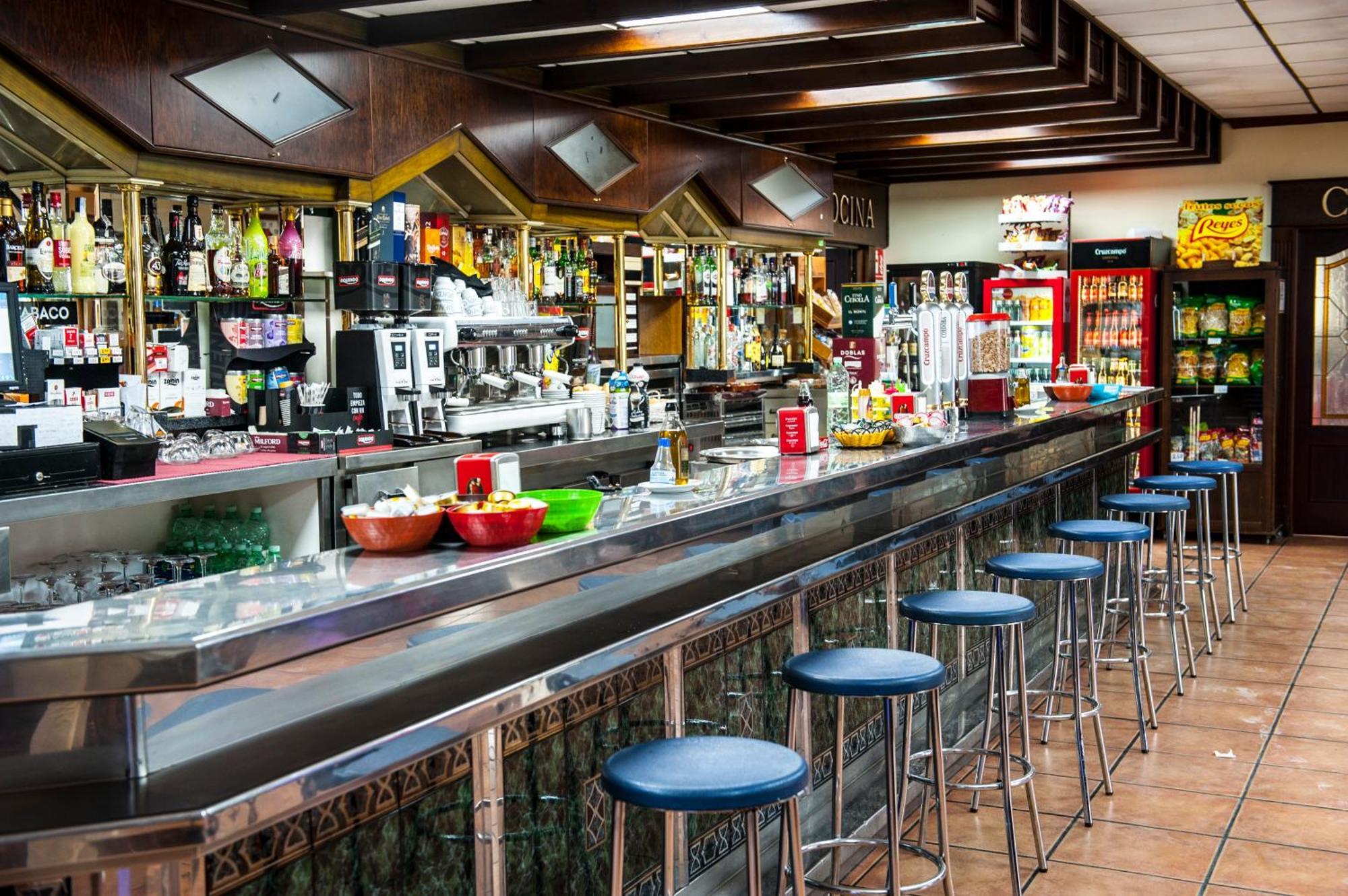Hostal Las Palomas Λουθένα Εξωτερικό φωτογραφία